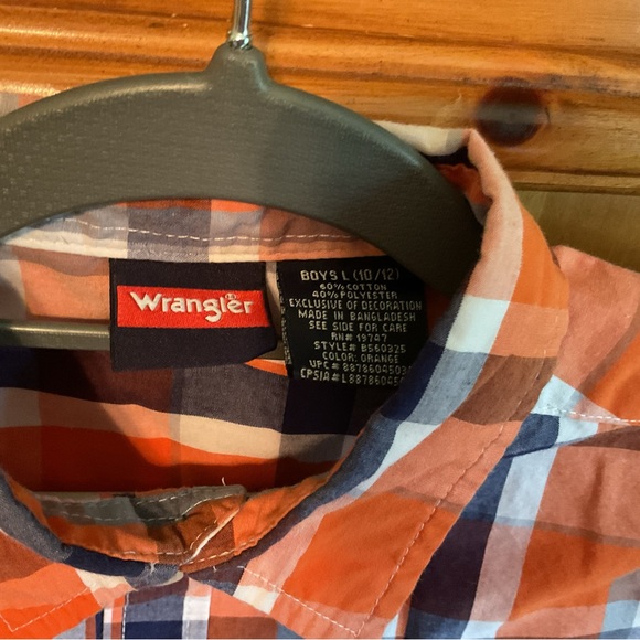 Boys short sleeve button down 10/12 - Picture 2 of 2